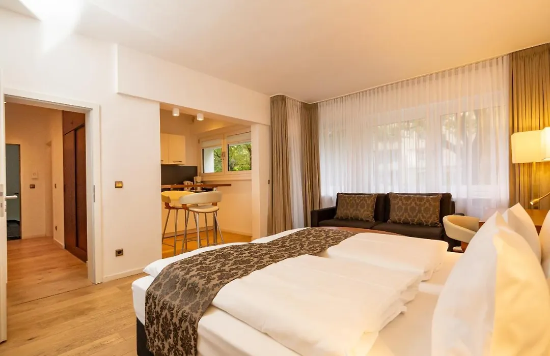 Golden Tulip Berlin Hotel Hamburg-1